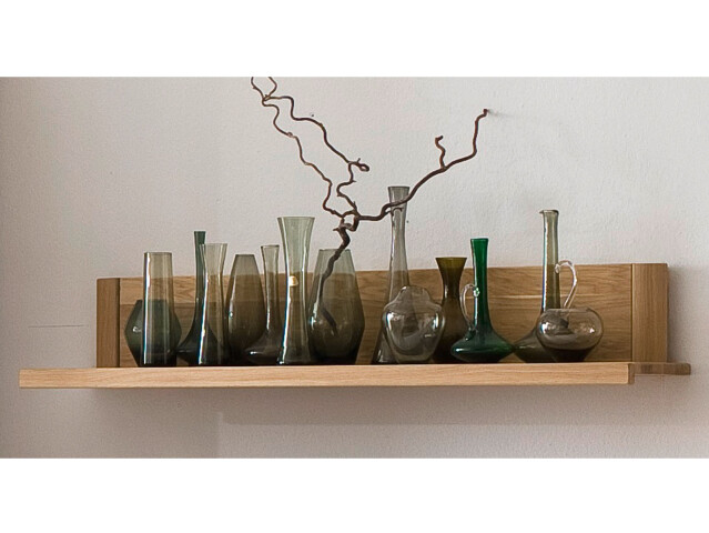 Wandboard >Flero< in Wildeiche/biancoton aus Massivholz - 114x20x25cm (BxHxT)