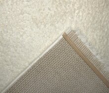 Teppich in Weiß aus 100% Polyester - 150x80x3cm...