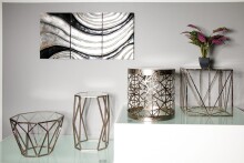 Beistelltisch in antikbronze aus Stahl, 8 mm Glas - 50cm (H)