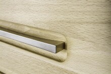 Garderobenschrank >Leduc< in Kernbuche aus Massivholz - 66x203x40cm (BxHxT)