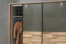 Schwebetürenschrank >Rhodos< in Stabeiche - 280,6x215,9x61,2cm (BxHxT)
