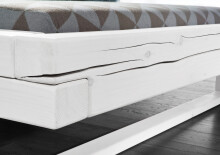 Massivholzbett >Long Beach< in Weiß aus Massivholz - x85x222cm (BxHxT)