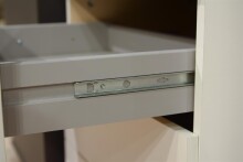 Kleiderschrank >Kalindi II< in Plankeneiche Graphit - 135x198x58cm (BxHxT)