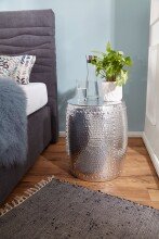 Beistelltisch in Silber aus Kompletter Beistelltisch: Aluminium - 49cm (H)