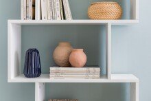 Bücherregal in Weiß - 70x24x191cm (LxBxH)