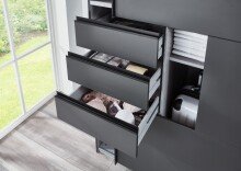 Schwebetürenschrank >BARCELONA< (BxH: 225x208 cm) in GRPAHIT + GLAS SCHWARZ
