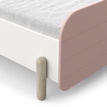 Kinderbett >Jade< in matt rosa/matt weiss aus Holzwerkstoff - 102x79x205 (BxHxT)
