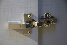 Schwebetürenschrank >MAGIC< in PLANKENEICHE + WEISS - 300x216x65cm (BxHxT)