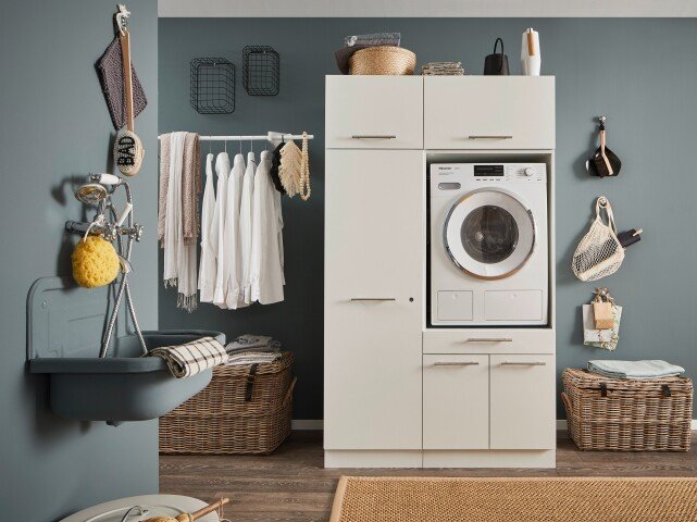 Waschmaschinenumbauschrank >LAUNDREEZY< in weiß - 117,5x200x67,5 (BxHxT)