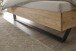 Massivholzbett >YKEKE< Balkenbett, Eiche massiv, Metallkufe, Liegefl. 140x200 - Stellmaß 146 x 97 x 215 cm (B/H/T)
