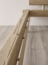 Massivholzbett >INGER< Balkenbett, Eiche massiv, Liegefl. 180x200 - Stellmaß 208x83x234 cm (B/H/T)