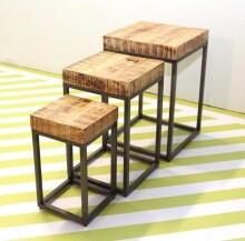 Couchtisch >2129< in Mangoholz, Gestell Eisen schwarz - 40x60x40cm (BxHxT)