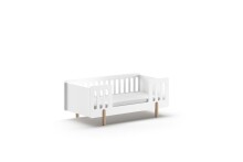 Kinderbett >SMILE< in Weiß lackiert, MDF - 150x60,2x74cm (BxHxT)