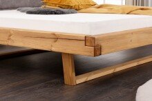 Massivholzbett >BE-0820< Kiefer Massivholz, eichefarbig geölt - 158x85x222 (BxHxT)