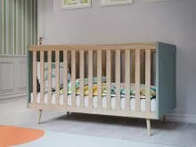 Babybett >Whenua < in Salbei/ Mauvella Eiche   -...