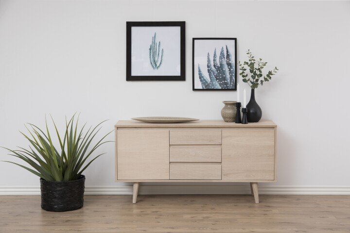 Anrichte >Nagano< in Eiche weiss pigmentiert, MDF - 150x75x40cm (BxHxT)