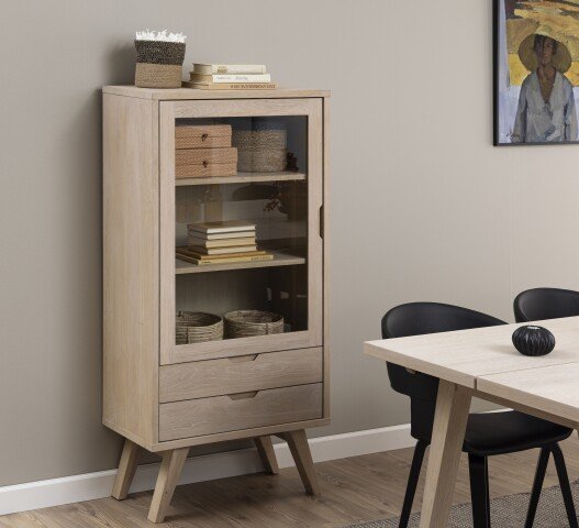 Standvitrine >A-Line< in Eiche weiss pigmentiert - 72x145x36cm (BxHxT)