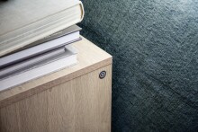 TV-Board >BUFFALO< 2 Türen, 2 Schubladen, Front Massivholz, Korpus furniert, Balkeneiche Bianco geölt - 180x59x50 (BxHxT)