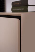 Highboard >Arona< 4 Türen, 2 Schubladen, 4 Böden, in Sand / Schwarz - 90x140x38cm (BxHxT)