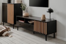 Lowboard >Monza< 1 Türe, 2 Schubladen, 2 Fächer, Kabeldurchlass, 3D-Lamellen-Optik, in schwarz / Dekor Artisan Eiche - 138x49x40cm (BxHxT)