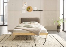 Massivholzbett >Jerik< in Eichefarbig, Fichte massiv - 146,5x89x210cm (BxHxT)