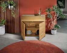 Kommode >KM-0662< 2 Türen, 1 Schub, 1 Boden, Wildeiche massiv - 100x89x40cm (BxHxT)