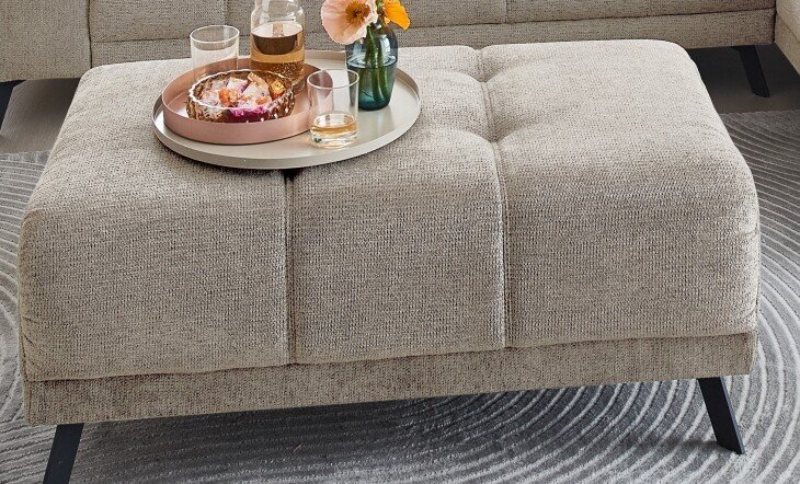 Polsterhocker >Aldous< Waffelsteppung, Stoff beschichtet, silbergrau - 103x43x62cm (BxHxT)