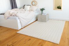 Teppich >Hailey< in Creme, 100% Polyester - 150x80cm (LxB)