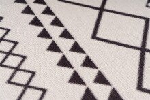 Teppich >Maya< in Weiß / Schwarz, 100% Polyester - 180x120cm (LxB)