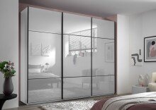 Schwebetürenschrank >Minda< in Weiß, Melamin + Glas - 270x225x62cm (BxHxT)