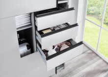 Schwebetürenschrank >Saigon< 6 Schübe, Spiegel / Weiß - 270x208x64cm (BxHxT)