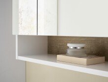 Badezimmerspiegelschrank >Denver< LED, Steckdose, weiß matt / evoke eiche dekor - 80x75x22 (BxHxT)