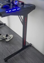 Gamingtisch >BC 3110< LED-Wechselbeleuchtung, in Schwarz / Carbonoptik - 119x76x60cm (BxHxT)