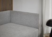 Polsterliege >Santos< Liegefläche 90x200cm, Farbe hellgrau, Stellmaß: 97x88x207cm (BxHxT)