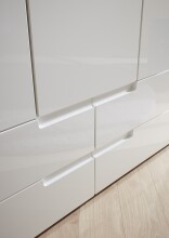 Kleiderschrank >Spice< 3 Türen, 4 Schübe, in Weiß / Weiß Hochglanz - 126x208x57 (BxHxT)