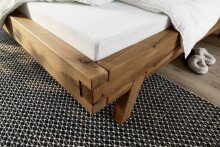 Massivholzbett >Kreta< 200x200 cm in Wildeiche, Massivholz - 217x90x217cm (BxHxT)
