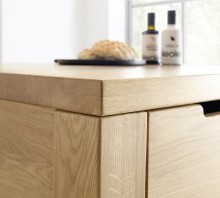 Kochinsel >Ponza< 2 Schubladen, in Eiche geölt, Massivholz - 120x91x90cm (BxHxT)