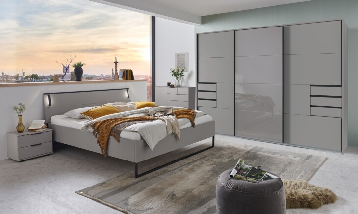 Schlafzimmer-Set >Tilburg< (5tlg.) Bett 188x92x210cm, Schrank, Kommoden, Saharagrau / Grafit