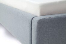 Polsterbett >Mattis< Liegefläche 180x200cm, Aspen eisblau, Stellmaß: 201x105x218cm (BxHxT)