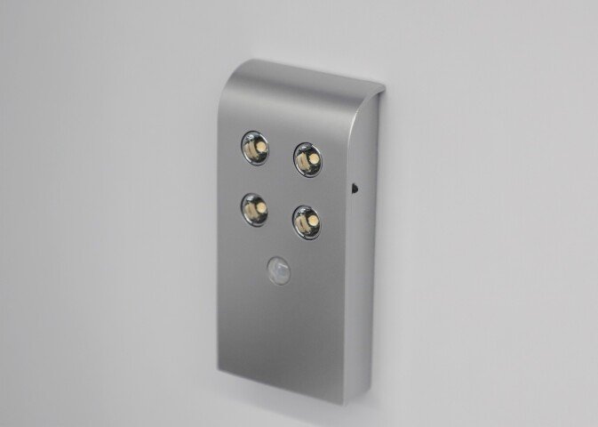 LED Schrankinnenraumbeleuchtung >Denver< (2er-Set) in silber - 10x5x1,8 (BxHxT)