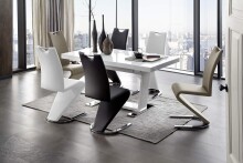 Freischwinger >Pupik II< in schwarz - 45x102x62cm (BxHxT)