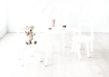 Kindersitzgruppe >Umea< (3-tlg) in weiss - Tisch 50x43,5x50cm / Stühle 26x51x28cm B/H/T