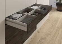 Drehtürenschrank >Koda< in champagner / Atlantic Oak dunkel - 271x210x54 (BxHxT)
