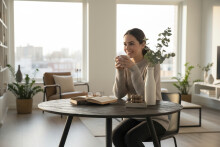 Esstisch >Joe< in Teak, schwarz, Teak, Metall - 111x78x108cm (BxHxT)