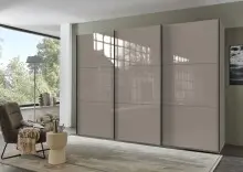 Schwebetürenschrank >indiana C< in SAHARAGRAU...