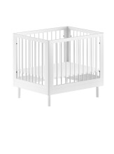 Babybett >Buche massiv< in weiß lackiert, Buche massiv - 99x88x79cm (BxHxT)
