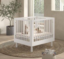 Babybett >Buche massiv< in weiß lackiert, Buche massiv - 99x88x79cm (BxHxT)