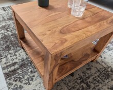 Couchtisch >MUMBAI< in Akazie, Massivholz - 60x45x60cm (BxHxT)