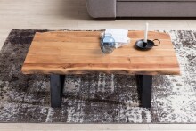 Couchtisch >GAYA< in Akazie, Massivholz - 115x40x60cm (BxHxT)
