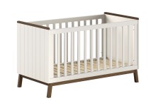 Babybett >Sezane< in Clay/Kiefer Nussbaum, MDF und Kiefer - 145x85x76cm (BxHxT)